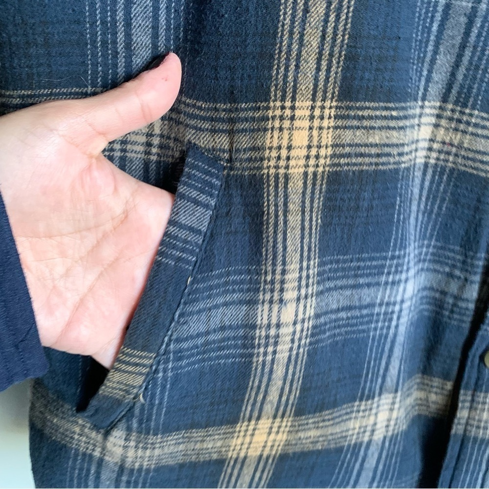 Vintage Basic Editions Quilted Plaid Flannel Shir… - image 2